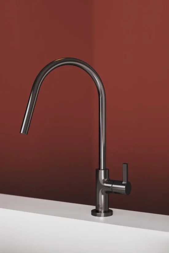 Gusto смесител за кухня с висок тръбен чучур